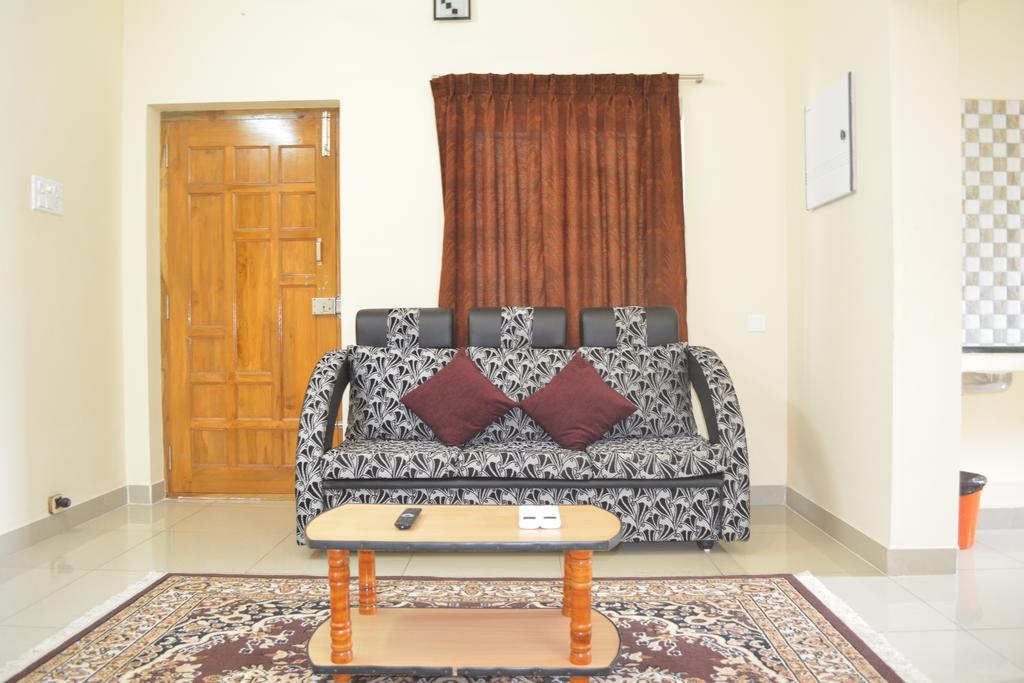Jp Nivaas Guest House Mayiladuthurai Exteriör bild