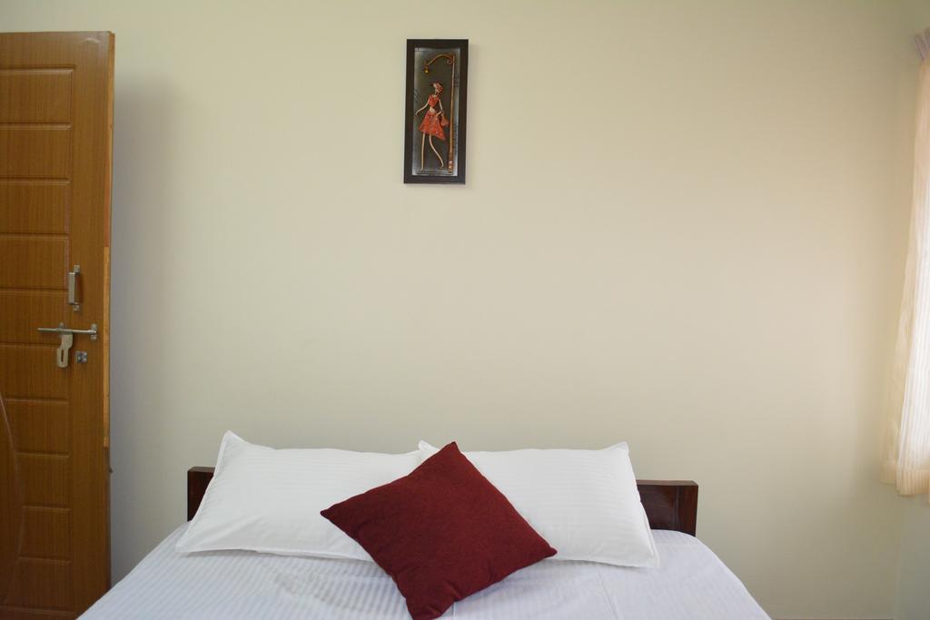 Jp Nivaas Guest House Mayiladuthurai Exteriör bild